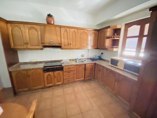 3 soveværelse Byhus til salg i Centro, Estepona - € 450.000 (Ref: 9036324)