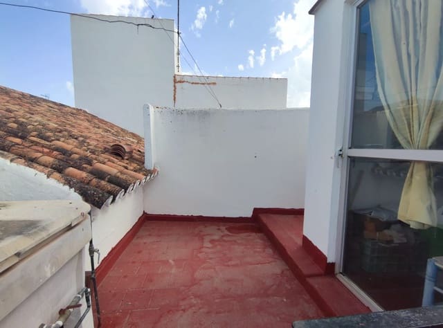 Pareado de 4 habitaciones en Centro, Estepona en venta con garaje - 529.950 € (Ref: 9058802)