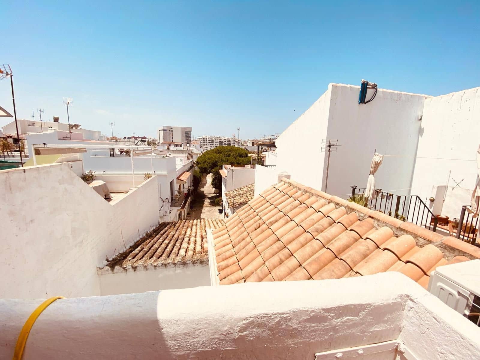 2 makuuhuone Huoneisto myytävänä paikassa Estepona - 323 000 € (Ref: 9062095)