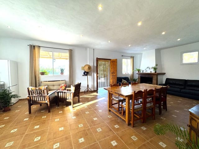 3 sypialnia Finka/Dom wiejski na sprzedaż w Altos de Estepona, Estepona - 585 000 € (Ref: 9193501)