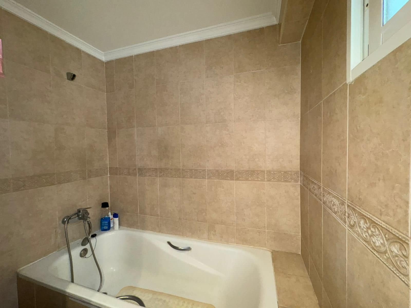 2 soverom Hus til salgs i Estepona - € 450 000 (Ref: 9235970)