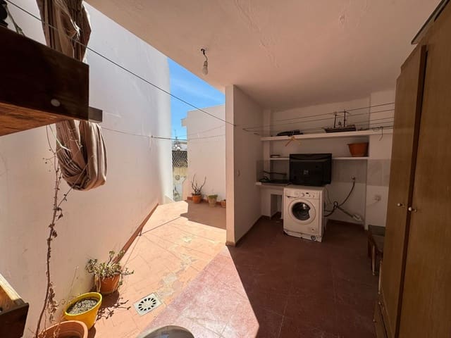 4 soverom Kjedet enebolig til salgs i Centro, Estepona - € 299 900 (Ref: 9235971)