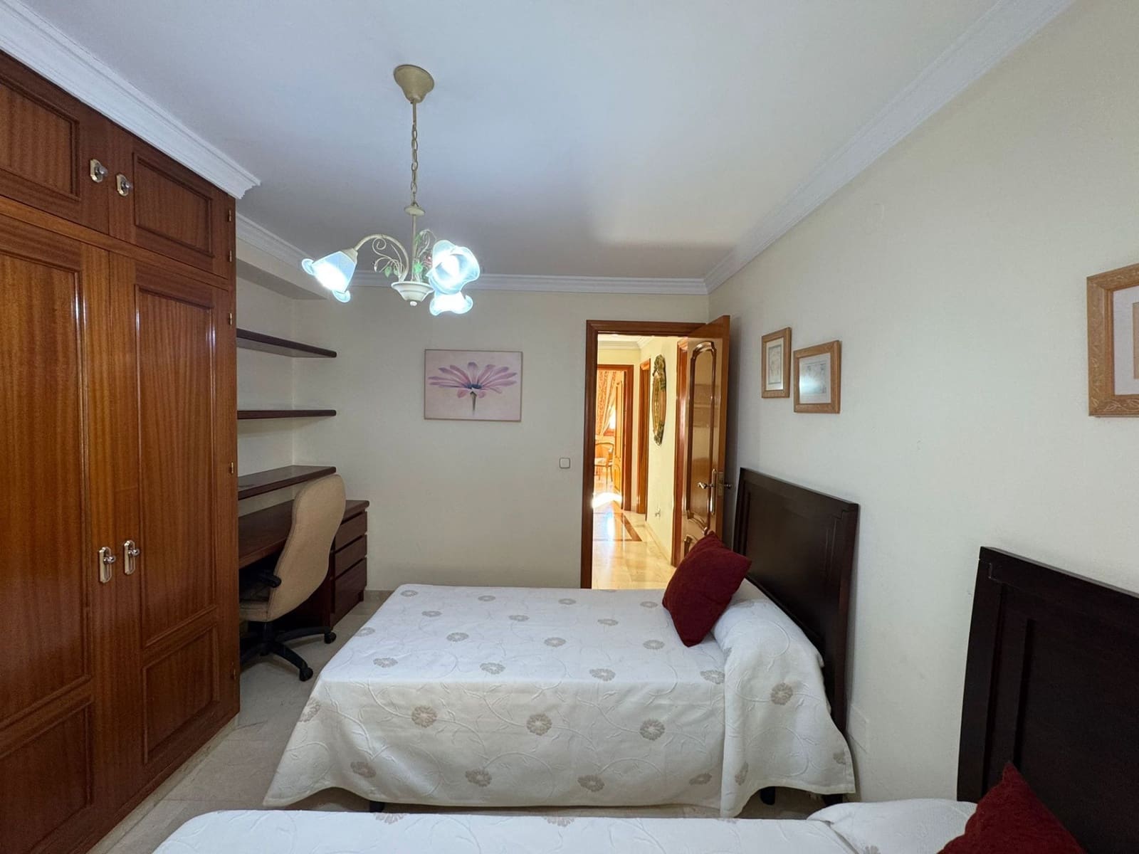 3 soverom Kjedet enebolig til salgs i Estepona - € 450 000 (Ref: 9235972)