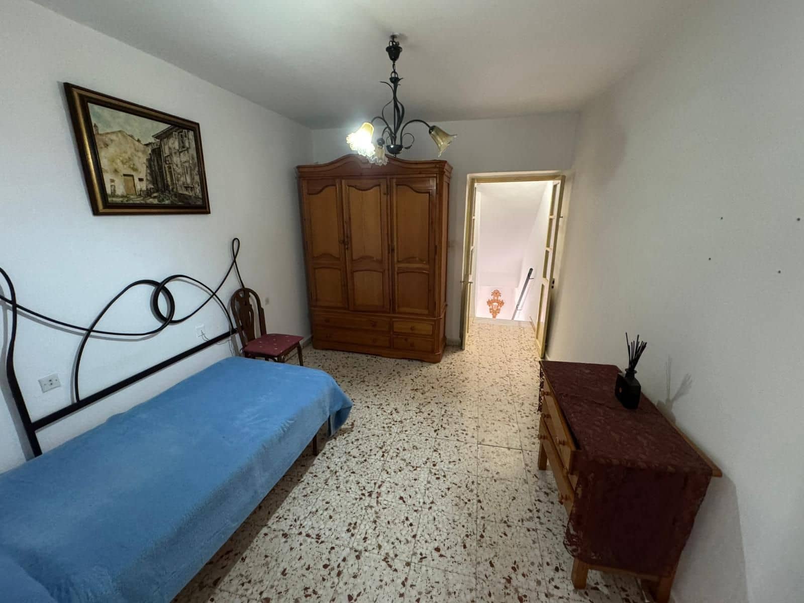 Pareado de 3 habitaciones en Estepona en venta - 260.000 € (Ref: 9263976)