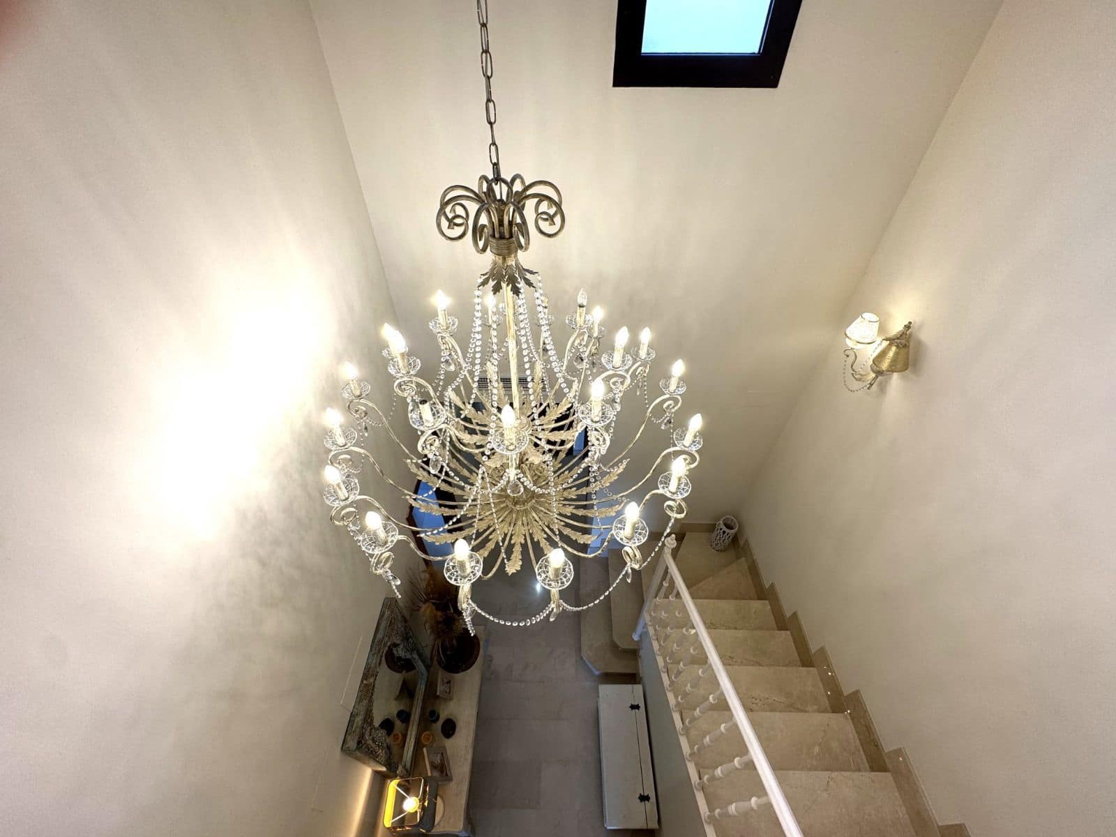 3 makuuhuone Paritalo myytävänä paikassa Estepona mukana uima-altaan 
autotalli - 535 000 € (Ref: 9337487)