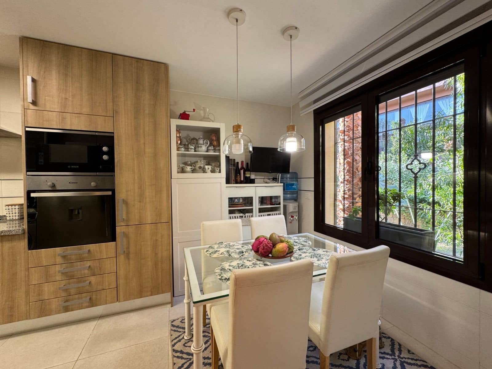 3 makuuhuone Paritalo myytävänä paikassa Estepona mukana uima-altaan 
autotalli - 535 000 € (Ref: 9337487)