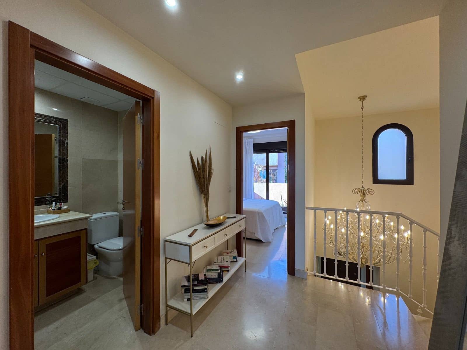 3 makuuhuone Paritalo myytävänä paikassa Estepona mukana uima-altaan 
autotalli - 535 000 € (Ref: 9337487)