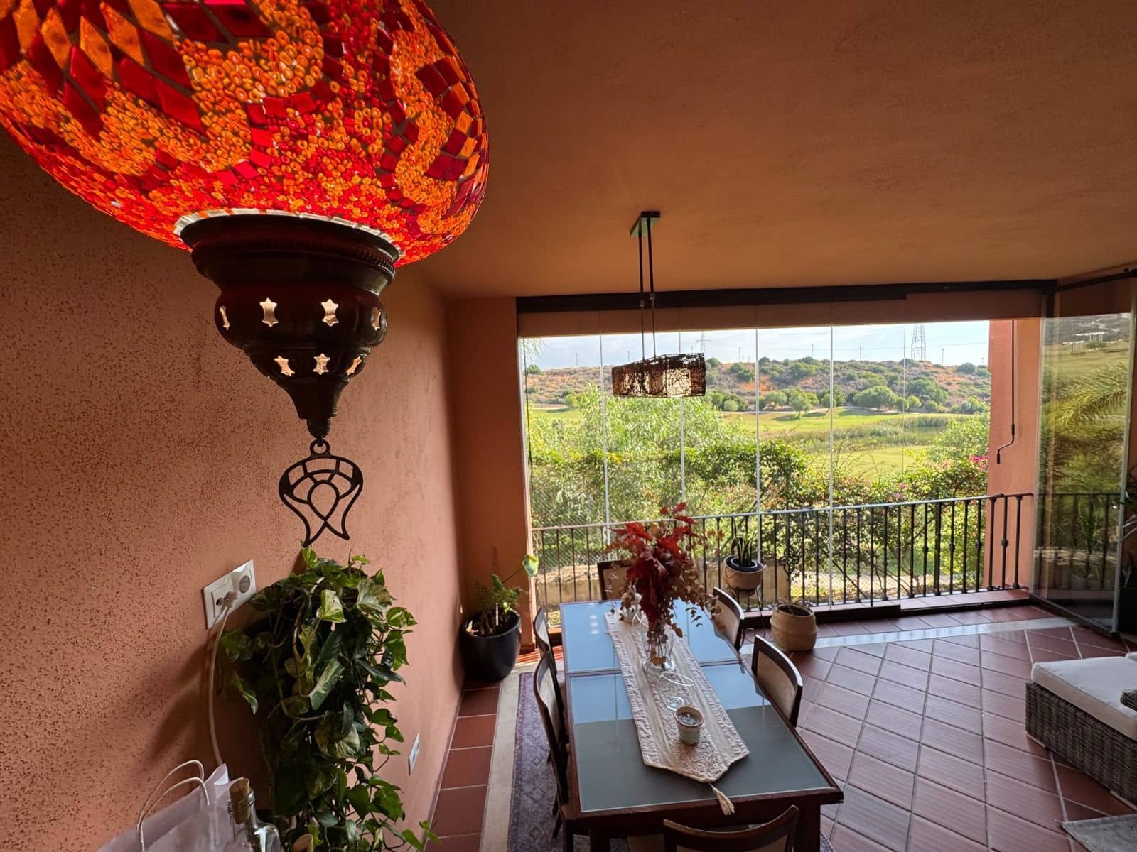 3 makuuhuone Paritalo myytävänä paikassa Estepona mukana uima-altaan 
autotalli - 535 000 € (Ref: 9337487)