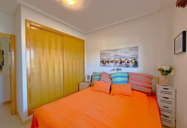 2 makuuhuone Huoneisto myytävänä paikassa Villamartin, Orihuela mukana uima-altaan 
autotalli - 279 000 € (Ref: 10084948)