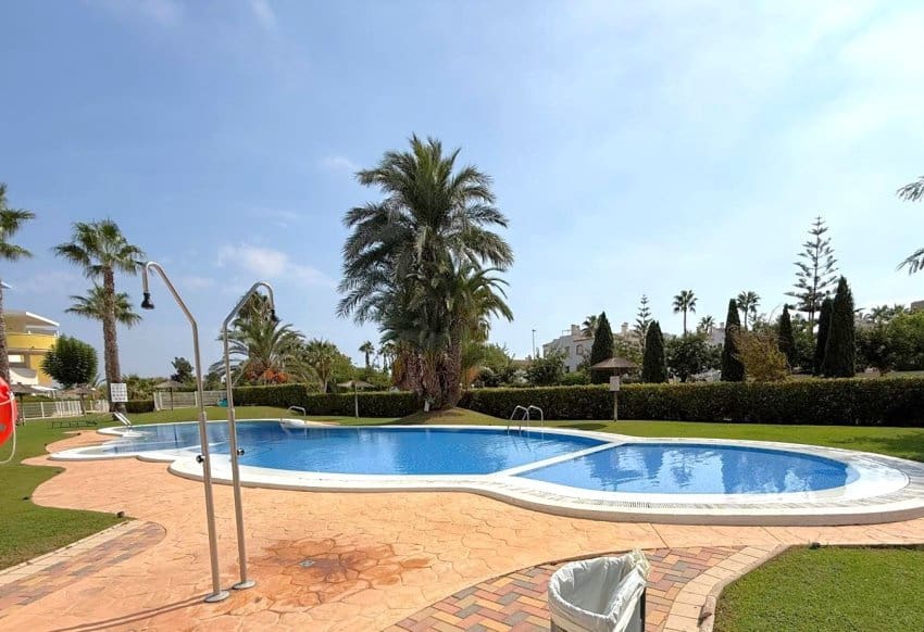 2 soveværelse Lejlighed til salg i Villamartin med swimmingpool garage - € 279.000 (Ref: 10084948)