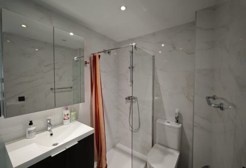 Apartamento de 2 habitaciones en La Zenia en venta con piscina garaje - 267.500 € (Ref: 10095369)