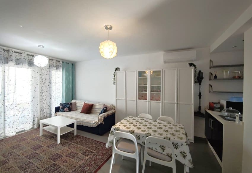 Apartamento de 2 habitaciones en La Zenia en venta con piscina garaje - 267.500 € (Ref: 10095369)