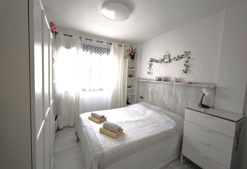 Apartamento de 2 habitaciones en La Zenia en venta con piscina garaje - 267.500 € (Ref: 10095369)
