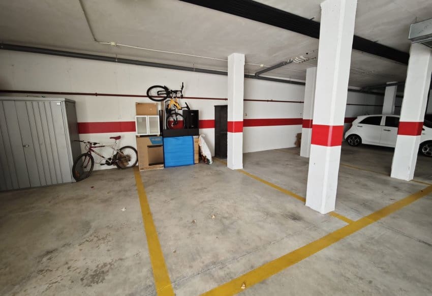 Apartamento de 2 habitaciones en La Zenia en venta con piscina garaje - 267.500 € (Ref: 10095369)