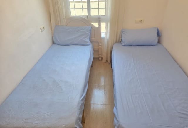 Apartamento de 2 habitaciones en Villamartin, Orihuela en venta - 139.900 € (Ref: 10095370)
