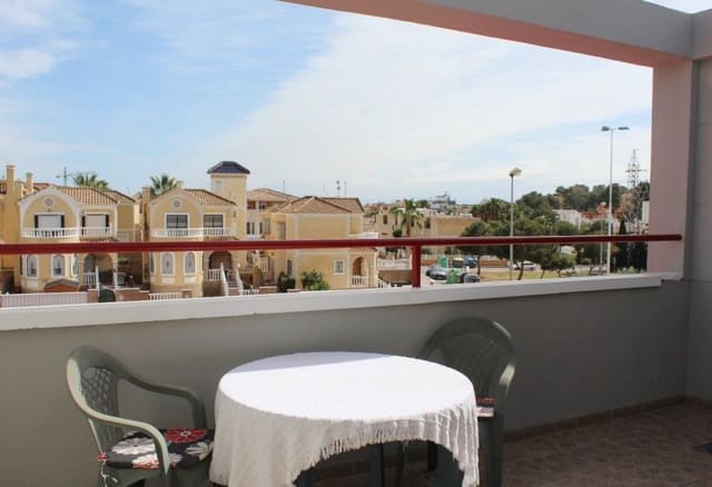 Apartamento de 2 habitaciones en Villamartin, Orihuela en venta - 139.900 € (Ref: 10095370)
