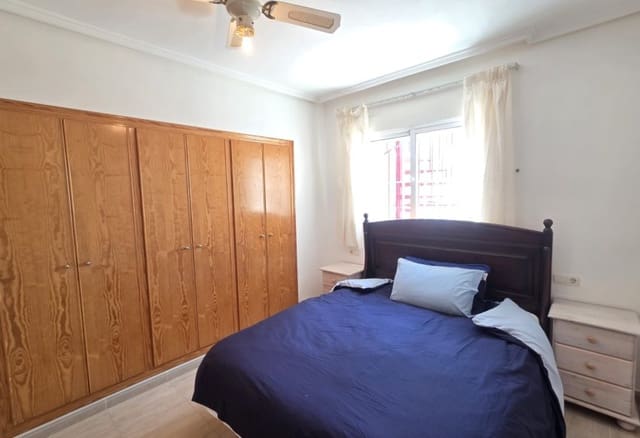 Apartamento de 2 habitaciones en Villamartin, Orihuela en venta - 139.900 € (Ref: 10095370)