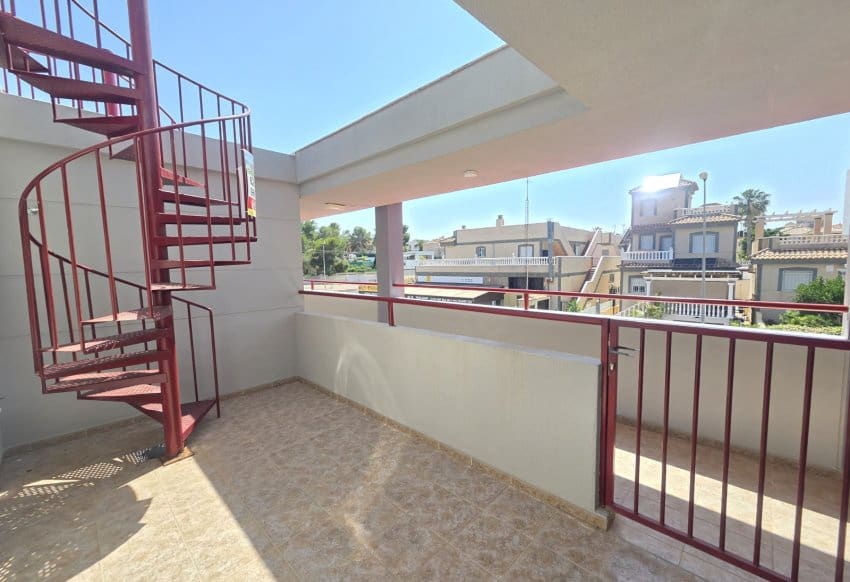 2 soverom Leilighet til salgs i Villamartin - € 139 900 (Ref: 10095370)