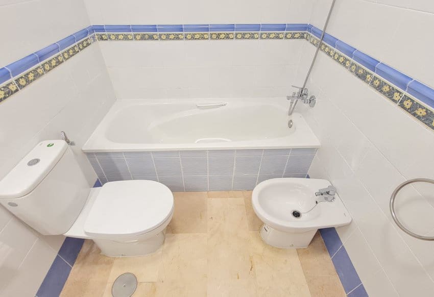 2 slaapkamer Bungalow te koop in Villamartin met zwembad - € 198.000 (Ref: 10095371)