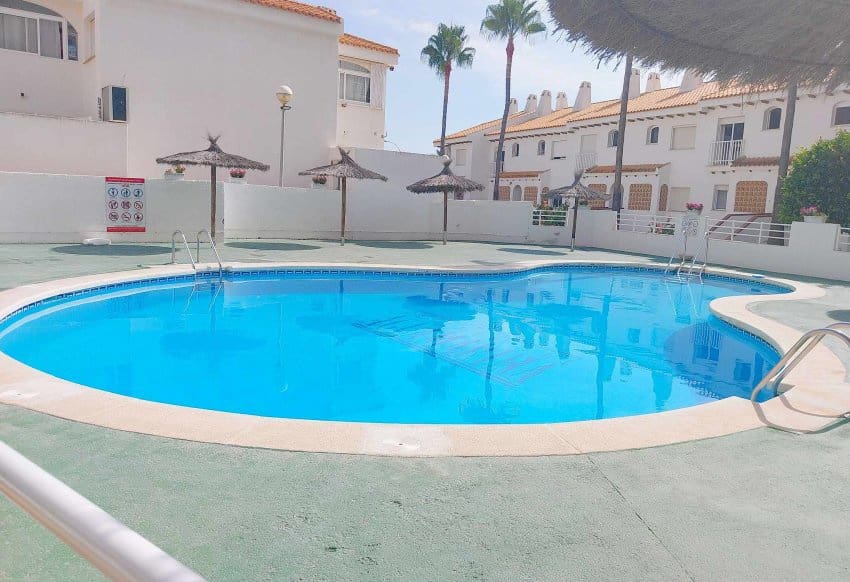 1 makuuhuone Huoneisto myytävänä paikassa Cabo Roig mukana uima-altaan - 149 950 € (Ref: 10095372)