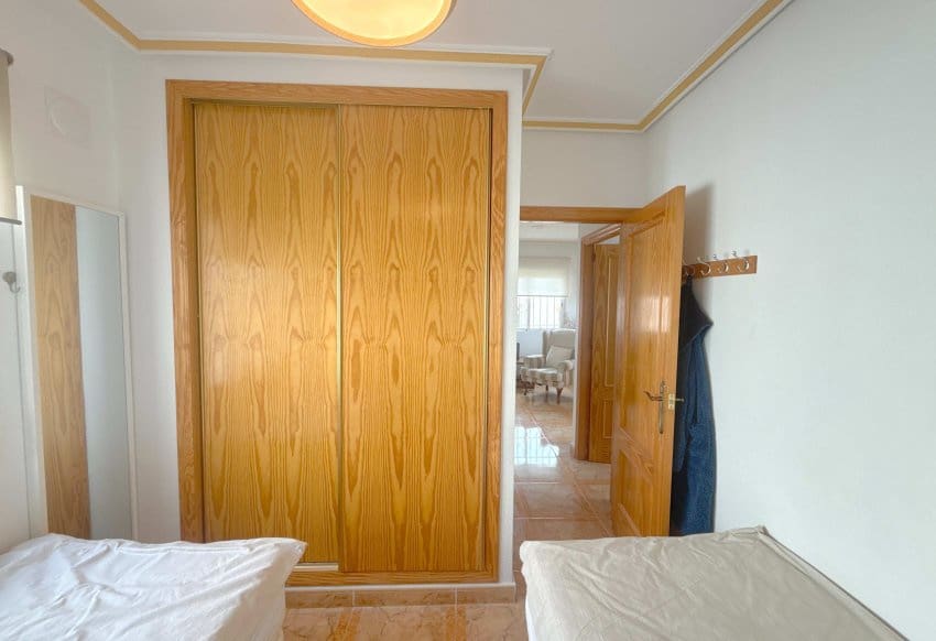2 Zimmer Apartment zu verkaufen in Cabo Roig mit Pool Garage - 179.950 € (Ref: 10095374)