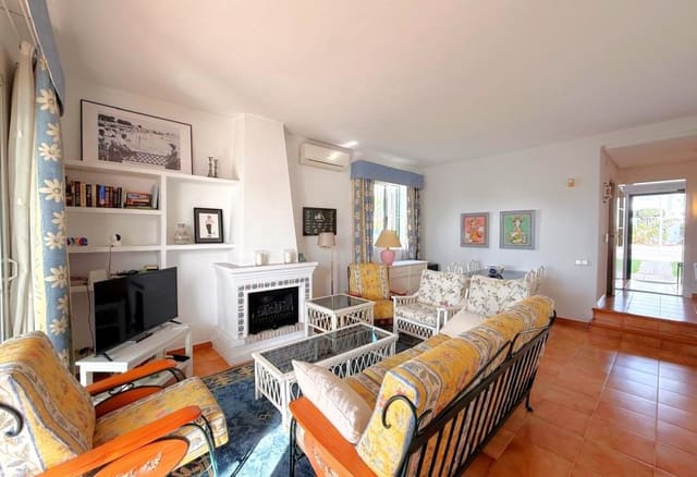 2 quarto Casa em Banda para venda em Villamartin, Orihuela - 259 000 € (Ref: 10130235)