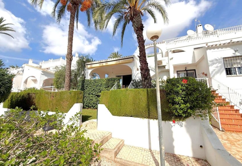 2 Zimmer Haus zu verkaufen in Villamartin - 259.000 € (Ref: 10130235)