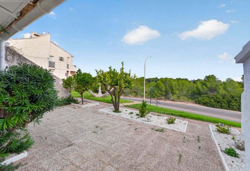 2 bedroom Apartment for sale in Villamartin - € 199,000 (Ref: 10158302)