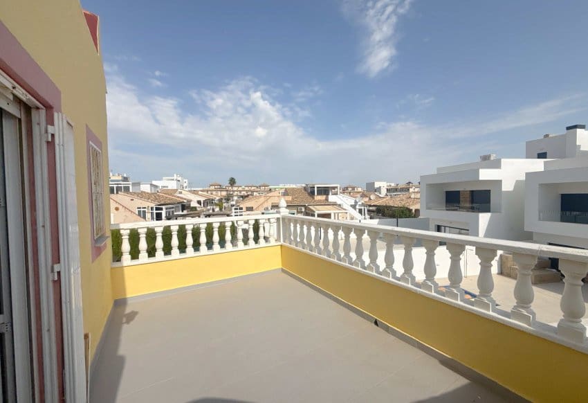 3 sovrum Hus till salu i La Zenia med pool garage - 269 950 € (Ref: 10158303)
