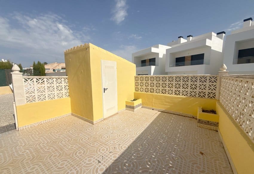 3 sovrum Hus till salu i La Zenia med pool garage - 269 950 € (Ref: 10158303)