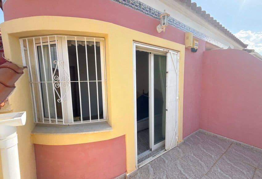 3 sovrum Hus till salu i La Zenia med pool garage - 269 950 € (Ref: 10158303)