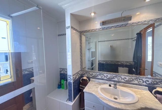 3 chambre Maison de Ville à vendre à La Zenia, Orihuela avec piscine garage - 269 950 € (Ref: 10158303)