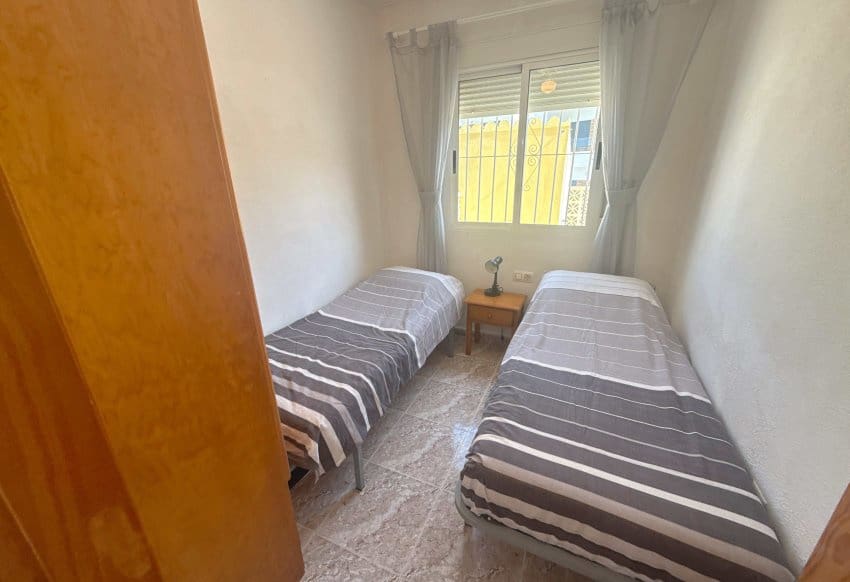 3 sovrum Hus till salu i La Zenia med pool garage - 269 950 € (Ref: 10158303)