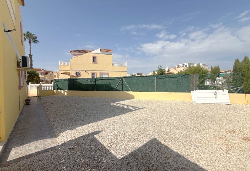 3 sovrum Hus till salu i La Zenia med pool garage - 269 950 € (Ref: 10158303)