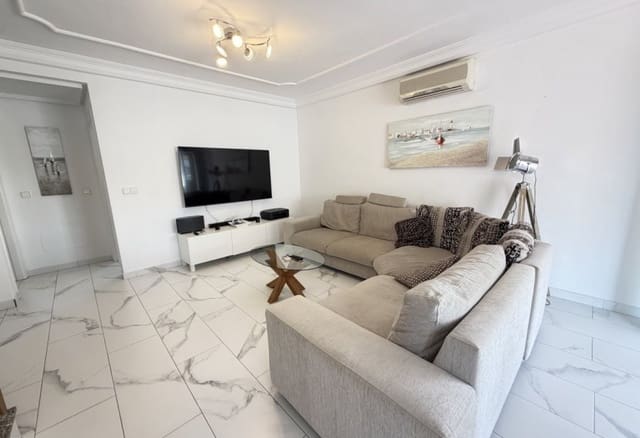 5 soveværelse Villa til salg i Villamartin, Orihuela med swimmingpool - € 450.000 (Ref: 10158304)