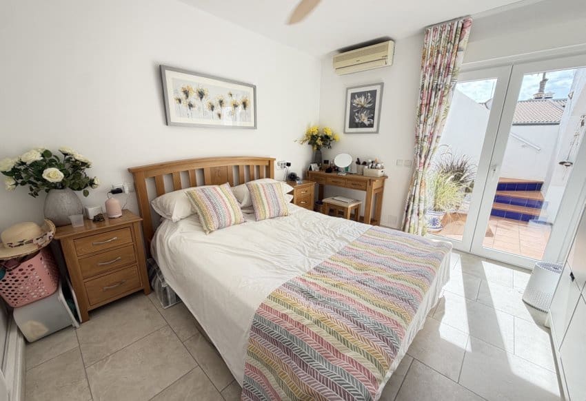 2 bedroom Bungalow for sale in Villamartin - € 269,995 (Ref: 10158305)