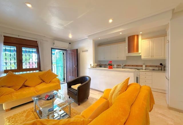 3 sypialnia Dom na sprzedaż w Villamartin, Orihuela z basenem - 299 000 € (Ref: 10170373)
