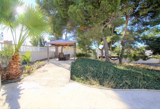 3 bedroom Villa for sale in Ciudad Quesada, Rojales with pool - € 620,000 (Ref: 8038708)