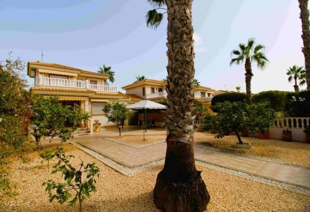 3 soverom Villa til salgs i Los Dolses, Orihuela med svømmebasseng - € 369 000 (Ref: 8894538)
