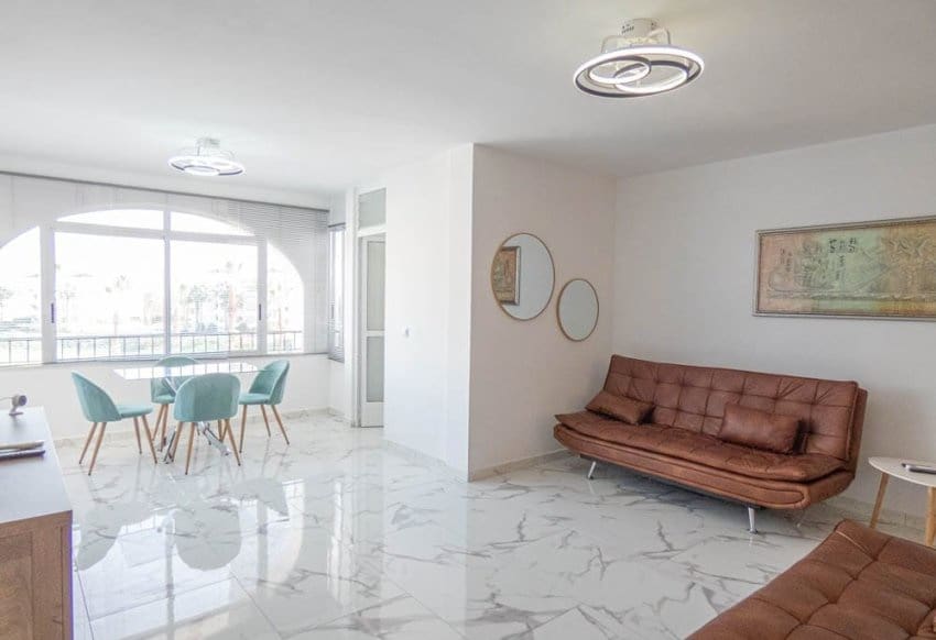 1 bedroom Apartment for sale in Villamartin with pool - € 155,000 (Ref: 8945997)