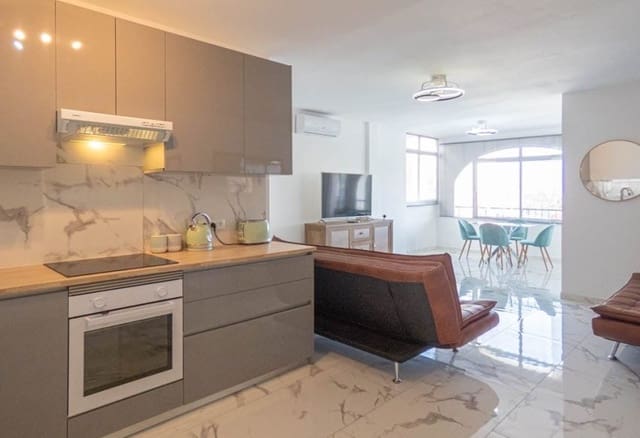 1 Zimmer Apartment zu verkaufen in Villamartin, Orihuela mit Pool - 155.000 € (Ref: 8945997)