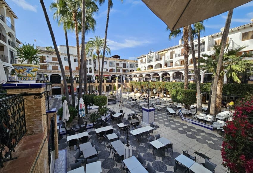 1 bedroom Apartment for sale in Villamartin with pool - € 155,000 (Ref: 8945997)