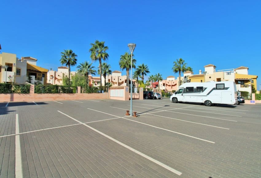 2 sypialnia Apartament na sprzedaż w Punta Prima z basenem - 194 950 € (Ref: 9074087)