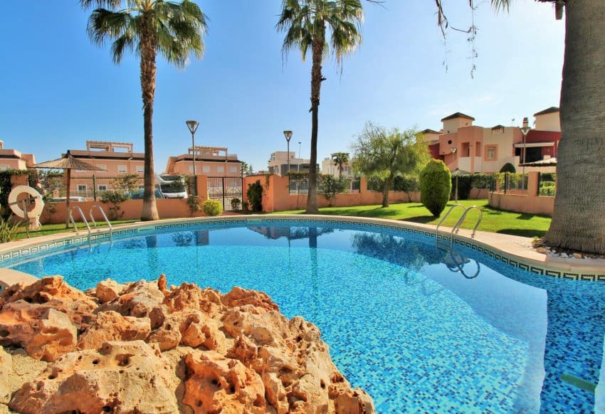 2 sypialnia Apartament na sprzedaż w Punta Prima z basenem - 194 950 € (Ref: 9074087)