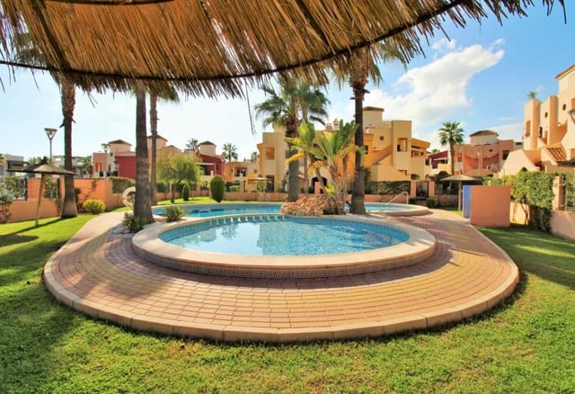 2 chambre Appartement à vendre à Punta Prima, Torrevieja avec piscine - 194 950 € (Ref: 9074087)