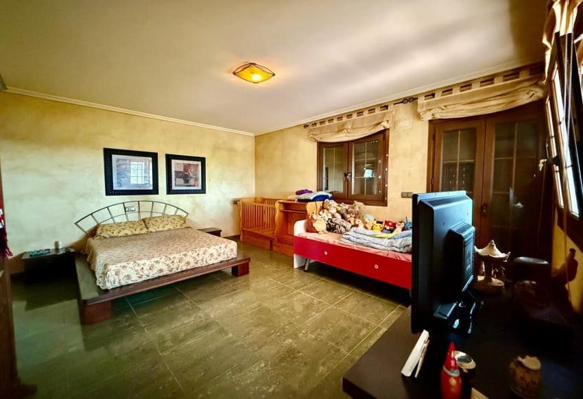 5 soveværelse Villa til salg i San Miguel de Salinas med swimmingpool garage - € 675.000 (Ref: 9074092)