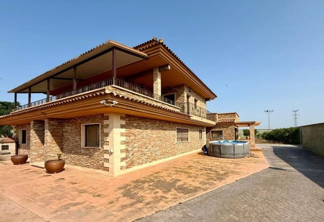 5 soveværelse Villa til salg i San Miguel de Salinas med swimmingpool garage - € 675.000 (Ref: 9074092)