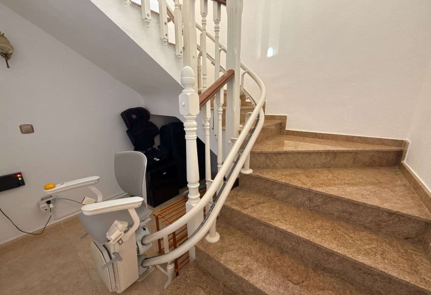 3 bedroom Villa for sale in Villamartin with pool - € 349,950 (Ref: 9086625)