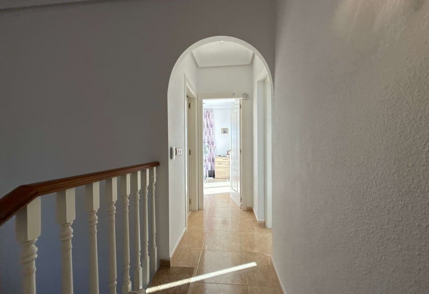 3 bedroom Villa for sale in Villamartin with pool - € 349,950 (Ref: 9086625)