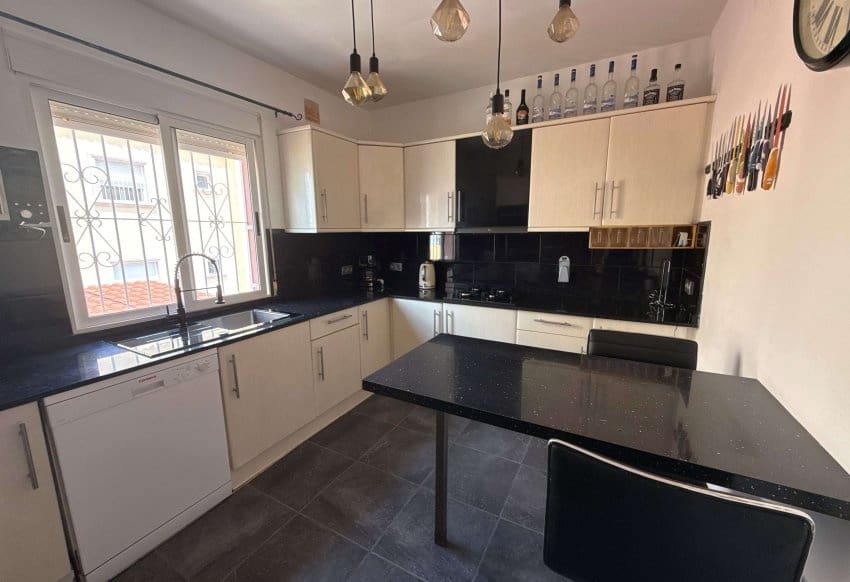 4 sypialnia Apartament na sprzedaż w Villamartin z basenem - 189 950 € (Ref: 9086633)